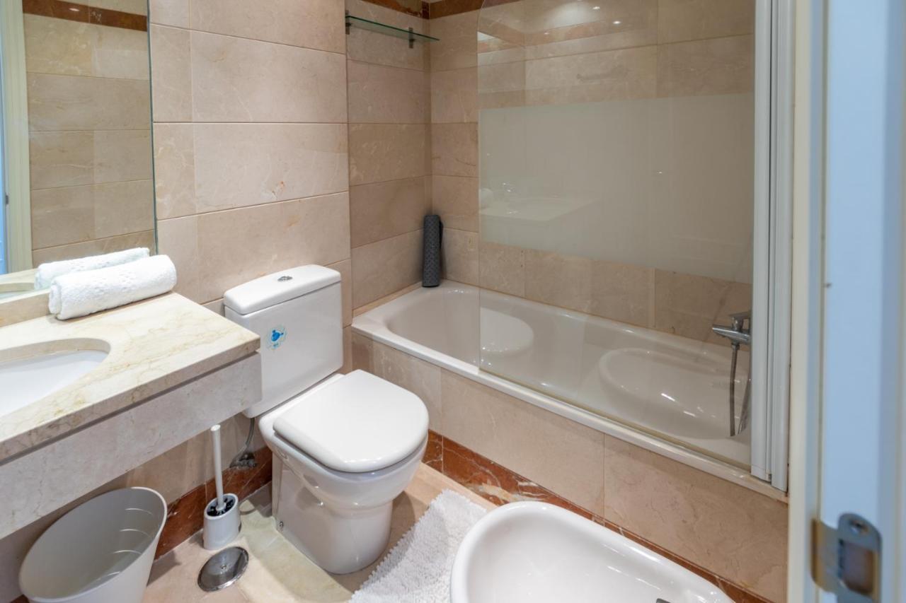 Ferienwohnung 2Br Calanova Grand Golf - Wifi/Ac/Pool Málaga Exterior foto